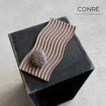 Skulptūriškas betoninis padėklas WAVE "COCAO" | 25 x 11 cm