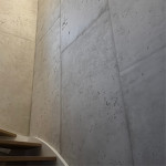 ClayBeton – a single-layer decorative plaster made from clay and cement for interior walls. 100% vapor-permeable, non-combustibl
