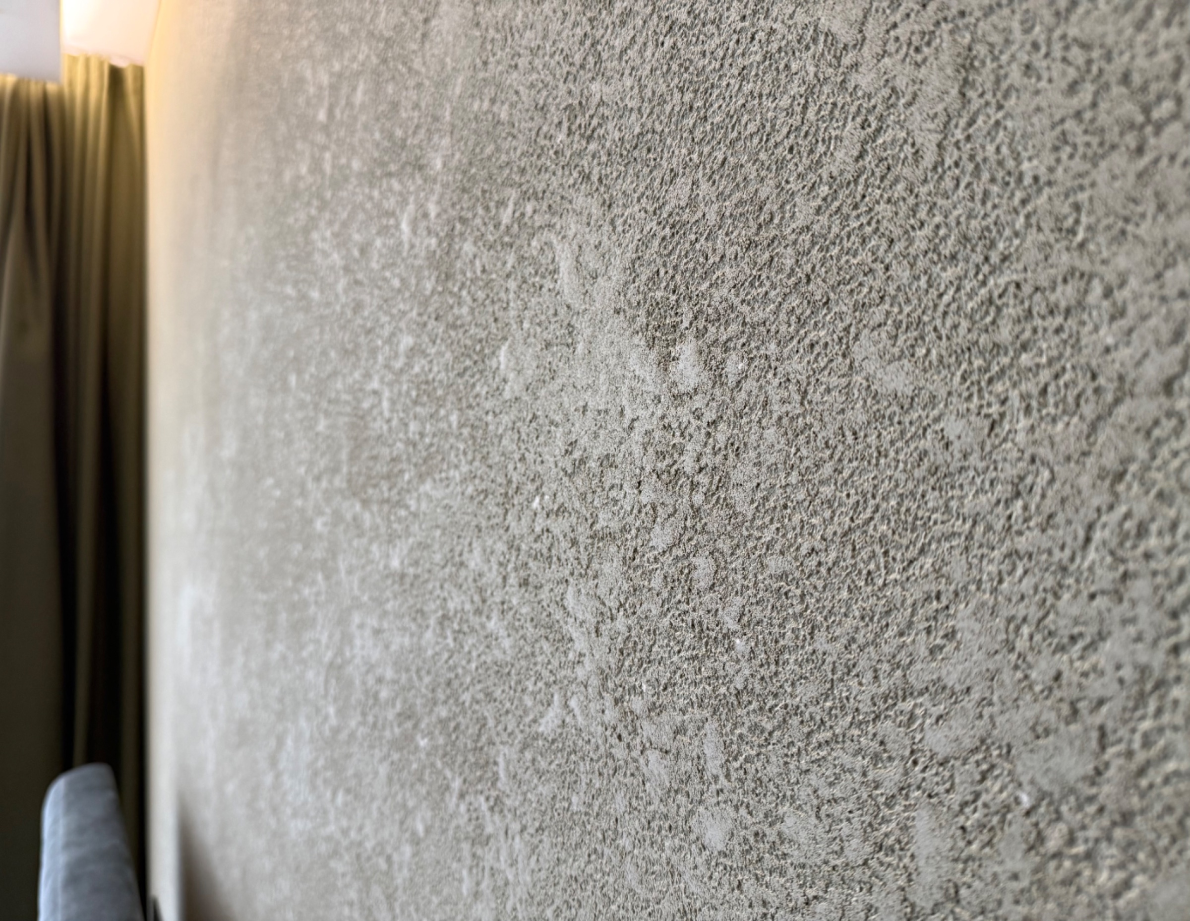 MR. CLAY LIGHT SAND 13 faktūros detalė